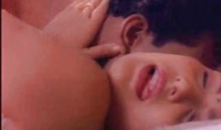 Lucu remaja menyemprotkan pertama kalinya pada bokep mesum xxx kamera