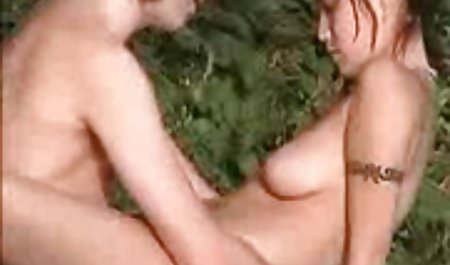 Seksi webcam pornindo rambut pirang memberikan itu untuk bercinta dengannya